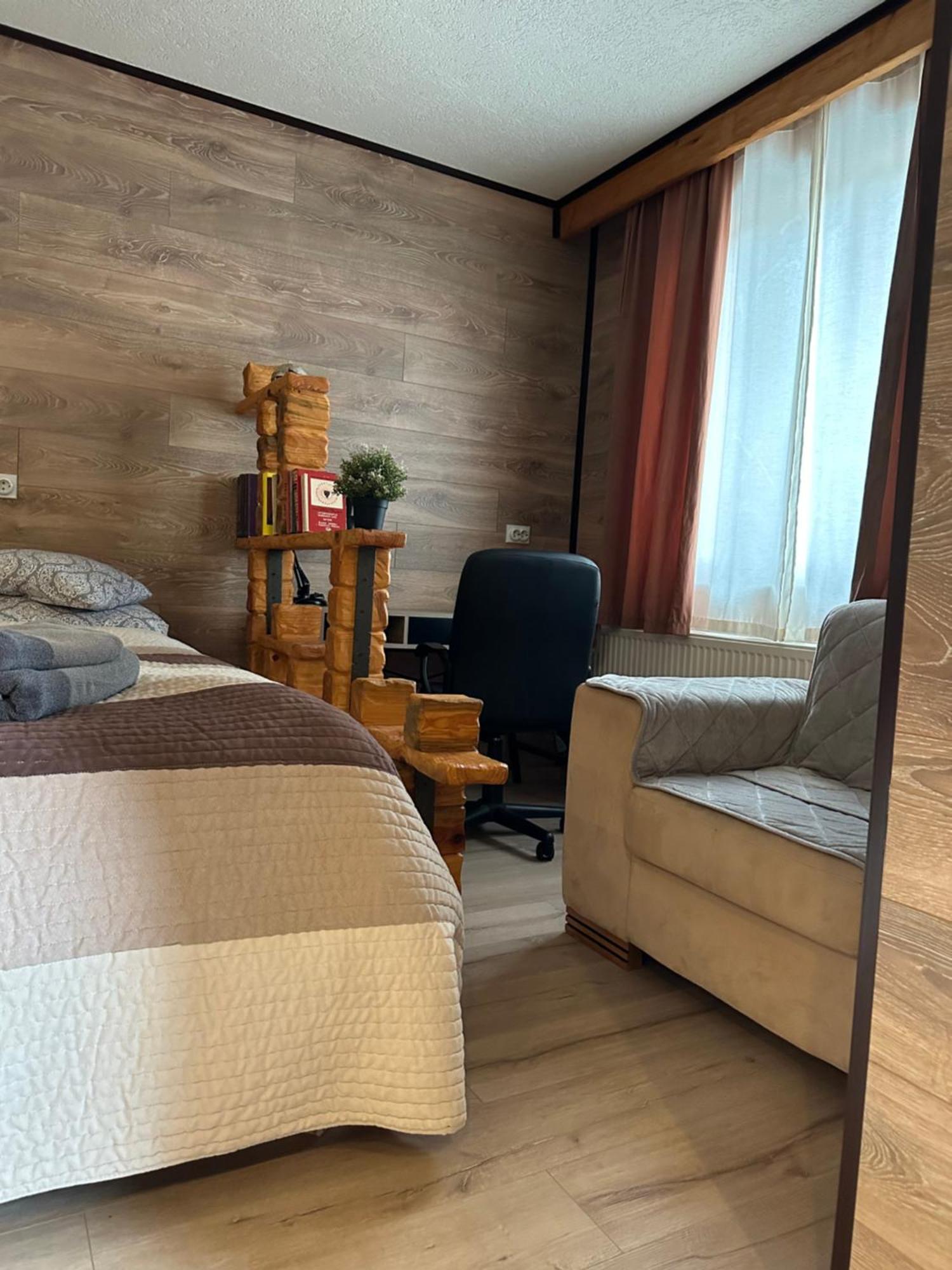 Apartments Park 2016 Surdulica Екстер'єр фото