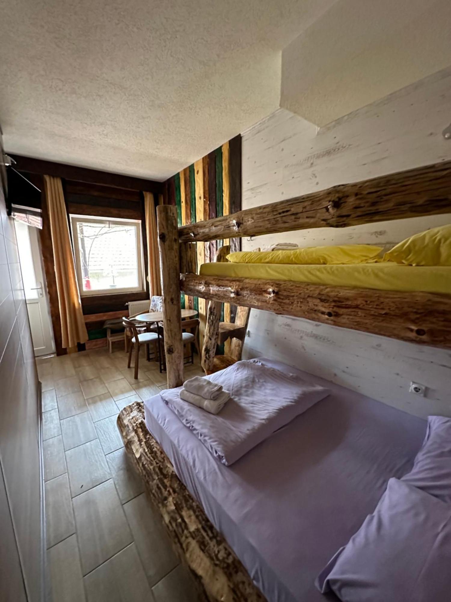 Apartments Park 2016 Surdulica Екстер'єр фото
