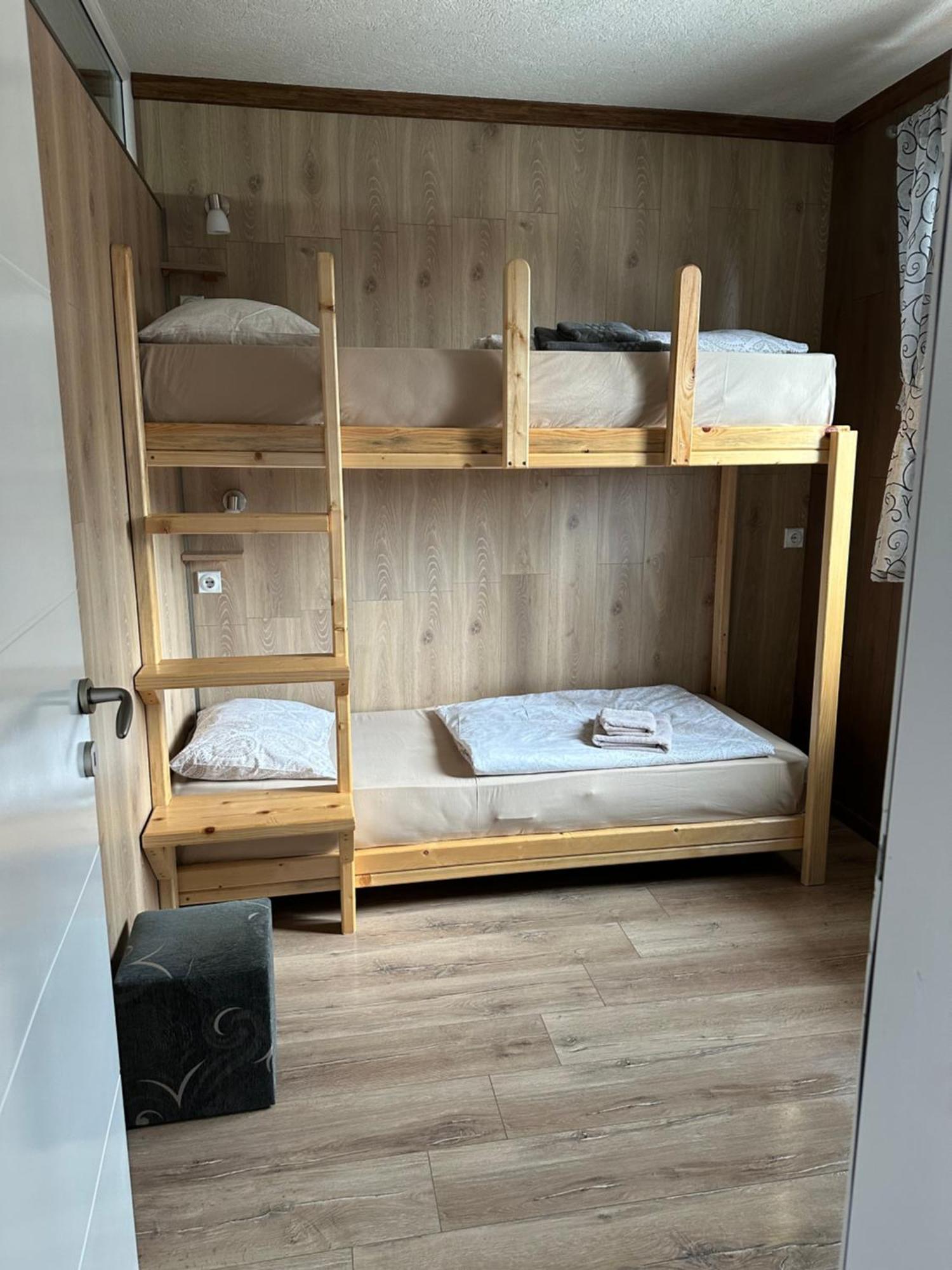 Apartments Park 2016 Surdulica Екстер'єр фото