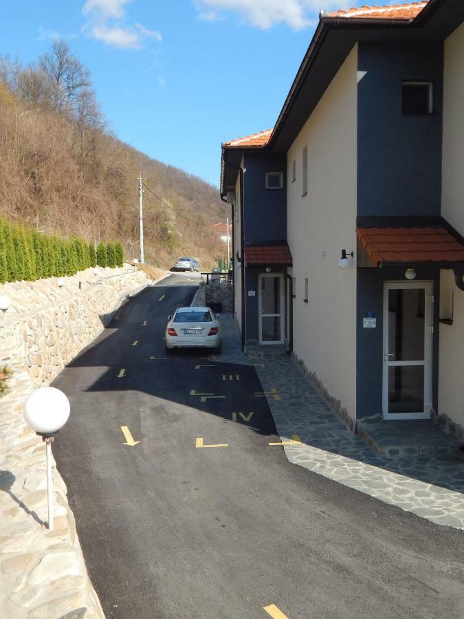 Apartments Park 2016 Surdulica Екстер'єр фото